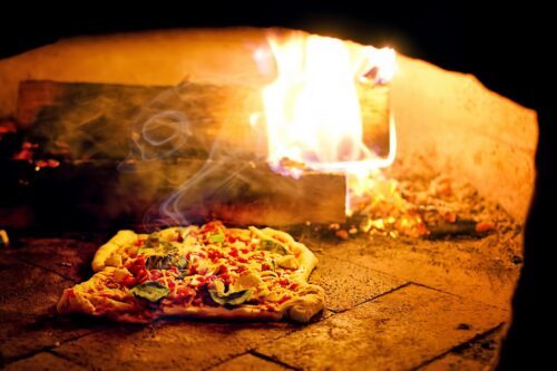 Four à pizza à bois