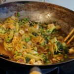 Cuisson au wok : comment obtenir cette saveur “wok hei”